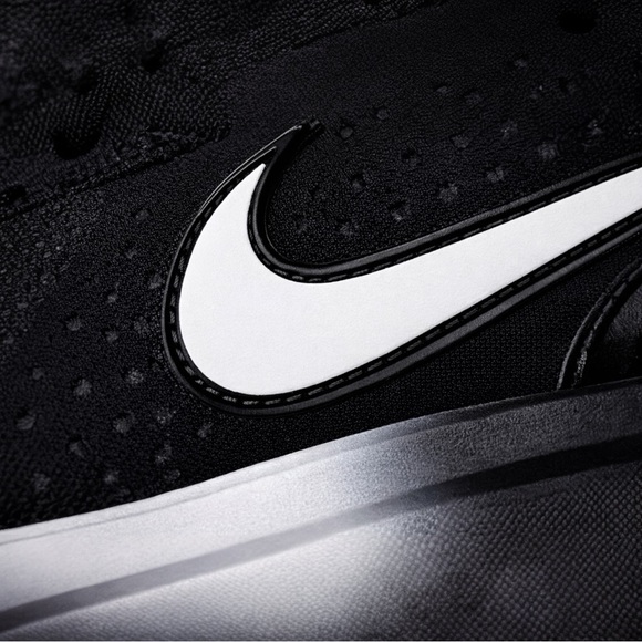 Nike GT Cut 3 ZoomX Men’s Size 11 Black Basketball Sneakers - Picture 6 of 10